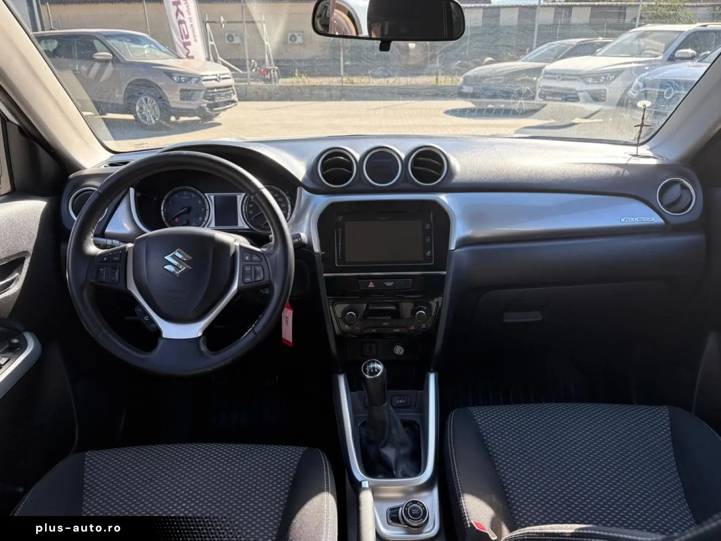 Suzuki Vitara 1.6 Allgrip   MT   echipare Passion