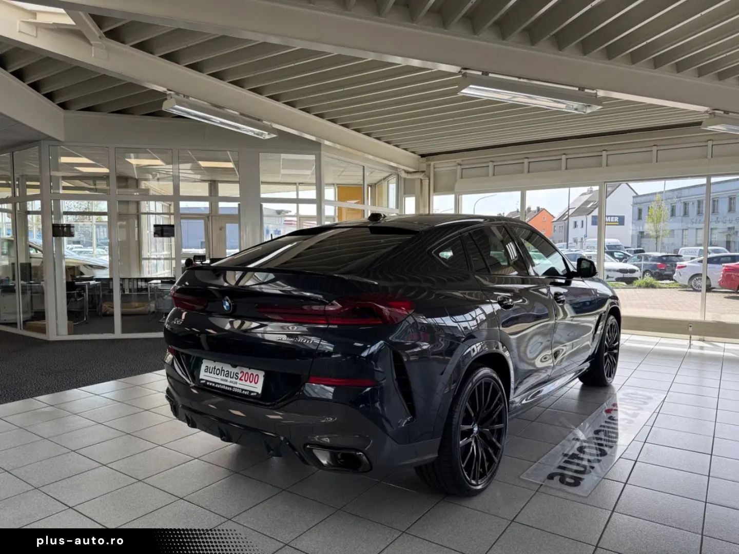 BMW X6 în leasing operațional MOOV