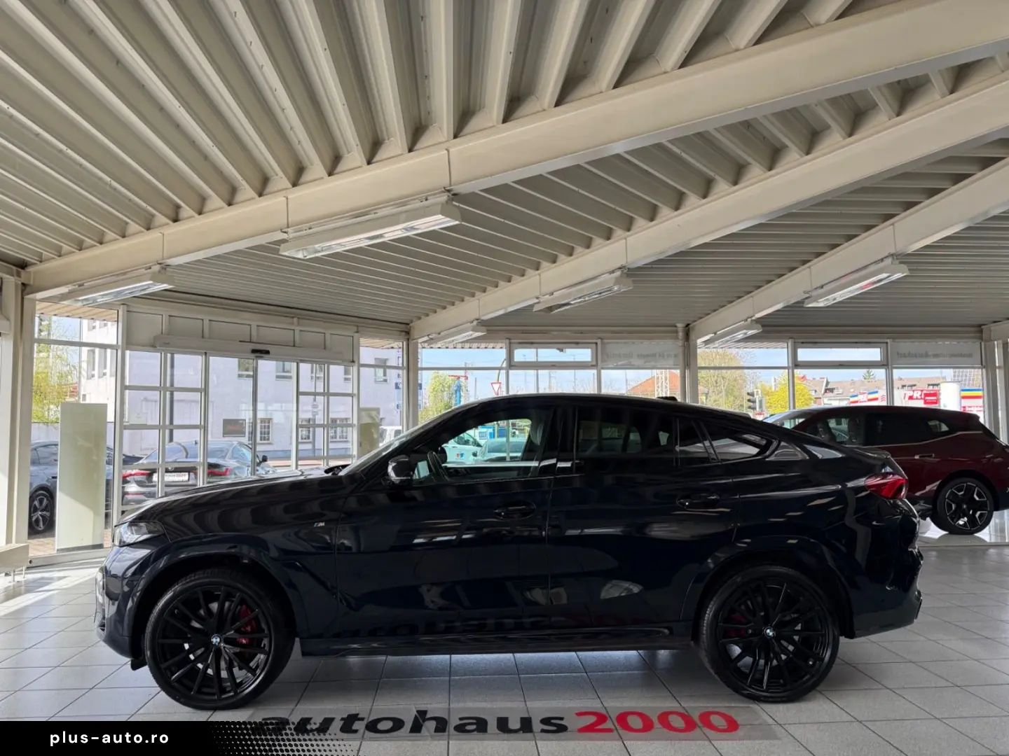 BMW X6 în leasing operațional MOOV