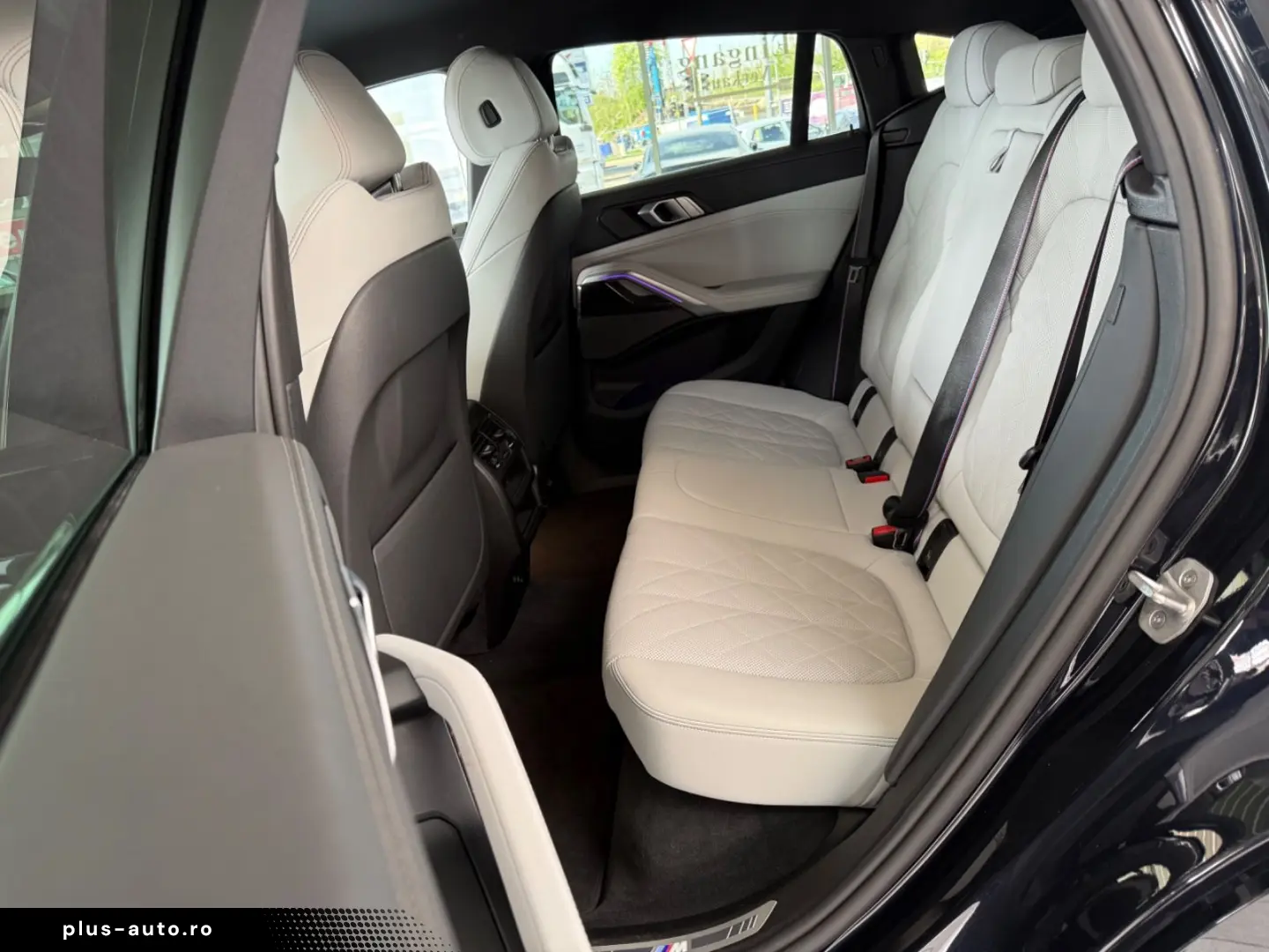 BMW X6 în leasing operațional MOOV