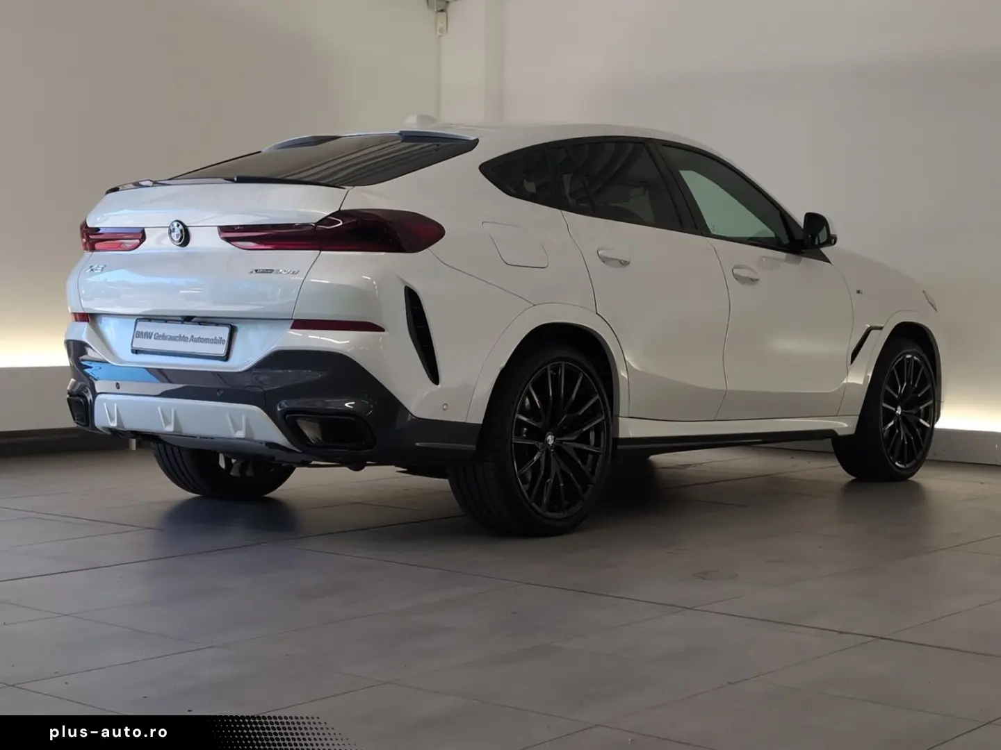 BMW X6 în leasing operațional MOOV