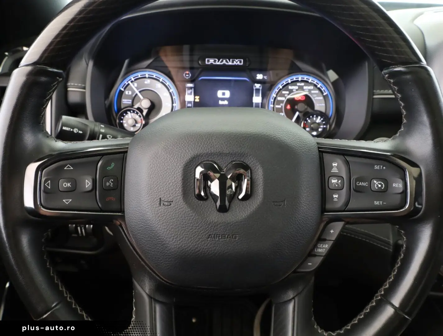 ANDERE Ram 1500 5.7 V8 Hemi