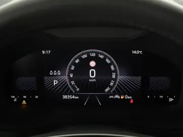 SKODA Karoq 2.0 TDI 2024   Automatik  Scheckheft