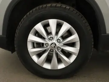 SKODA Karoq 2.0 TDI 2024   Automatik  Scheckheft