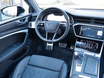 AUDI S7