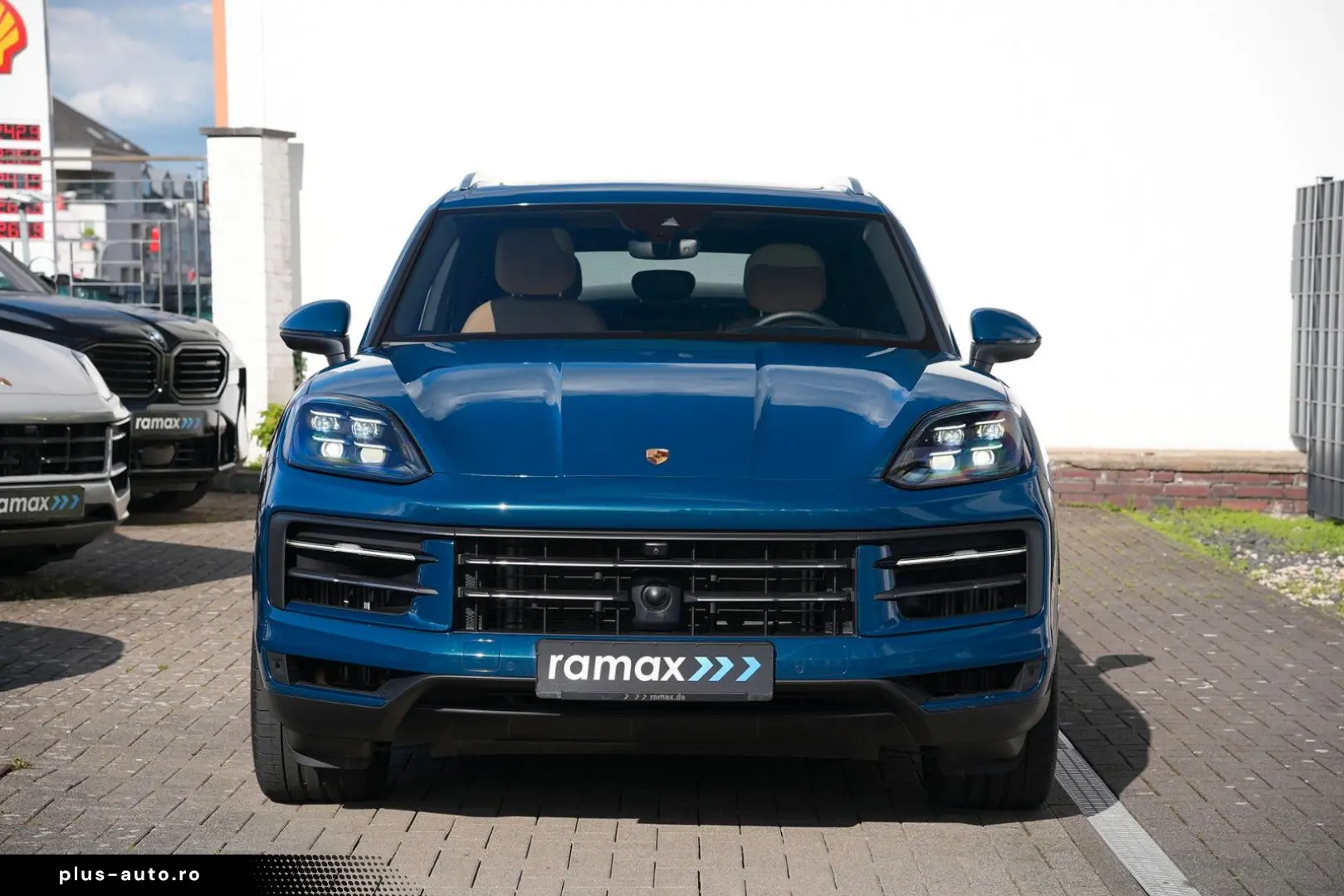 PORSCHE Cayenne MASSAGE-2DISPLAY-PANO-INNO-BOSE-BEIGE