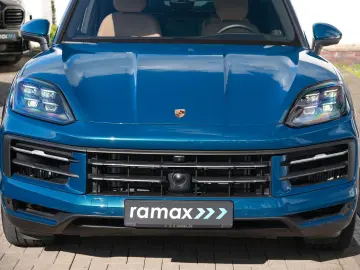 PORSCHE Cayenne MASSAGE-2DISPLAY-PANO-INNO-BOSE-BEIGE