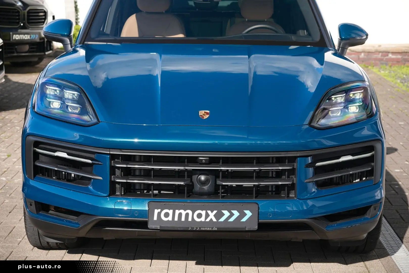 PORSCHE Cayenne MASSAGE-2DISPLAY-PANO-INNO-BOSE-BEIGE
