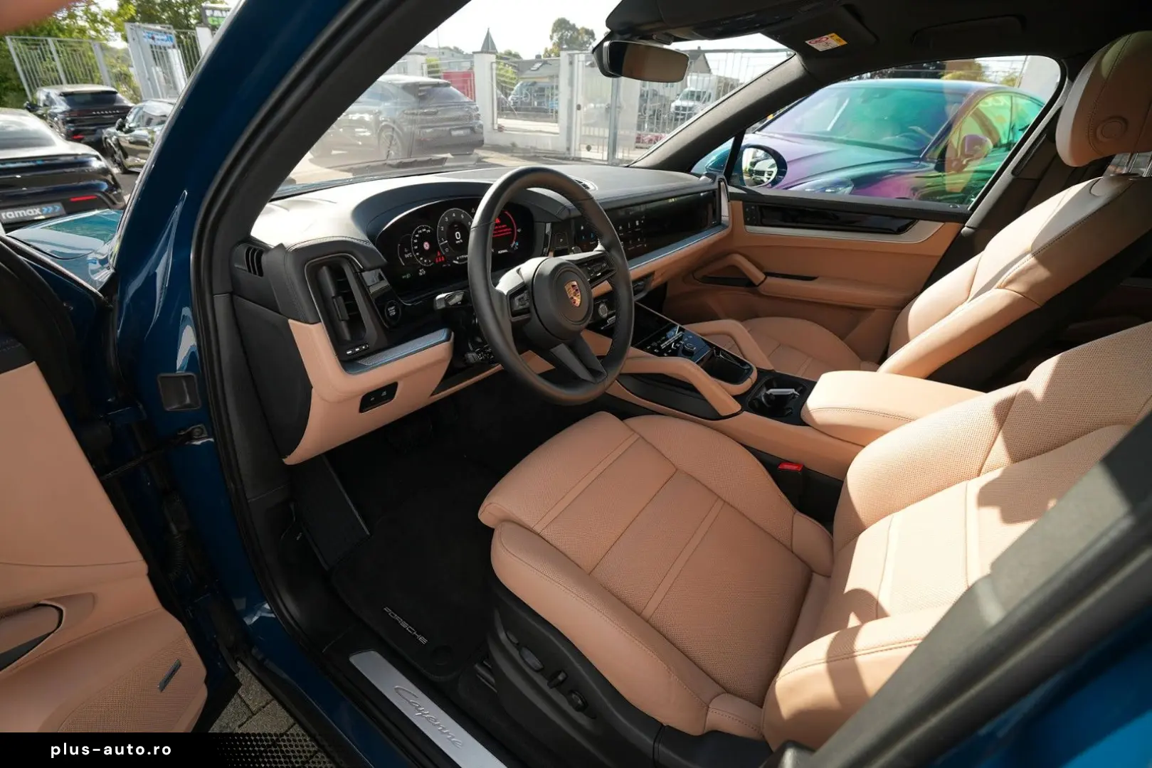 PORSCHE Cayenne MASSAGE-2DISPLAY-PANO-INNO-BOSE-BEIGE