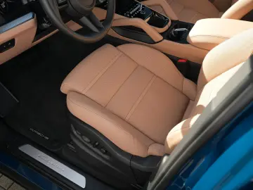 PORSCHE Cayenne MASSAGE-2DISPLAY-PANO-INNO-BOSE-BEIGE