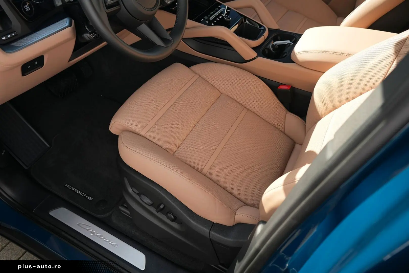 PORSCHE Cayenne MASSAGE-2DISPLAY-PANO-INNO-BOSE-BEIGE