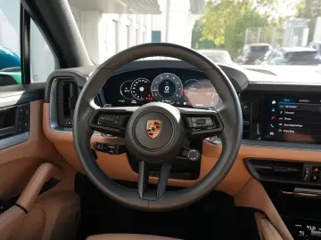 PORSCHE Cayenne MASSAGE-2DISPLAY-PANO-INNO-BOSE-BEIGE