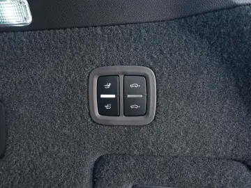 PORSCHE Cayenne MASSAGE-2DISPLAY-PANO-INNO-BOSE-BEIGE