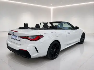 BMW Cabrio M440i xDrive HUD