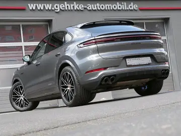 PORSCHE Cayenne Coupe E-Hybrid Black Edition BFD Head-Up