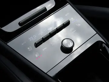 PORSCHE Cayenne Coupe E-Hybrid Black Edition BFD Head-Up