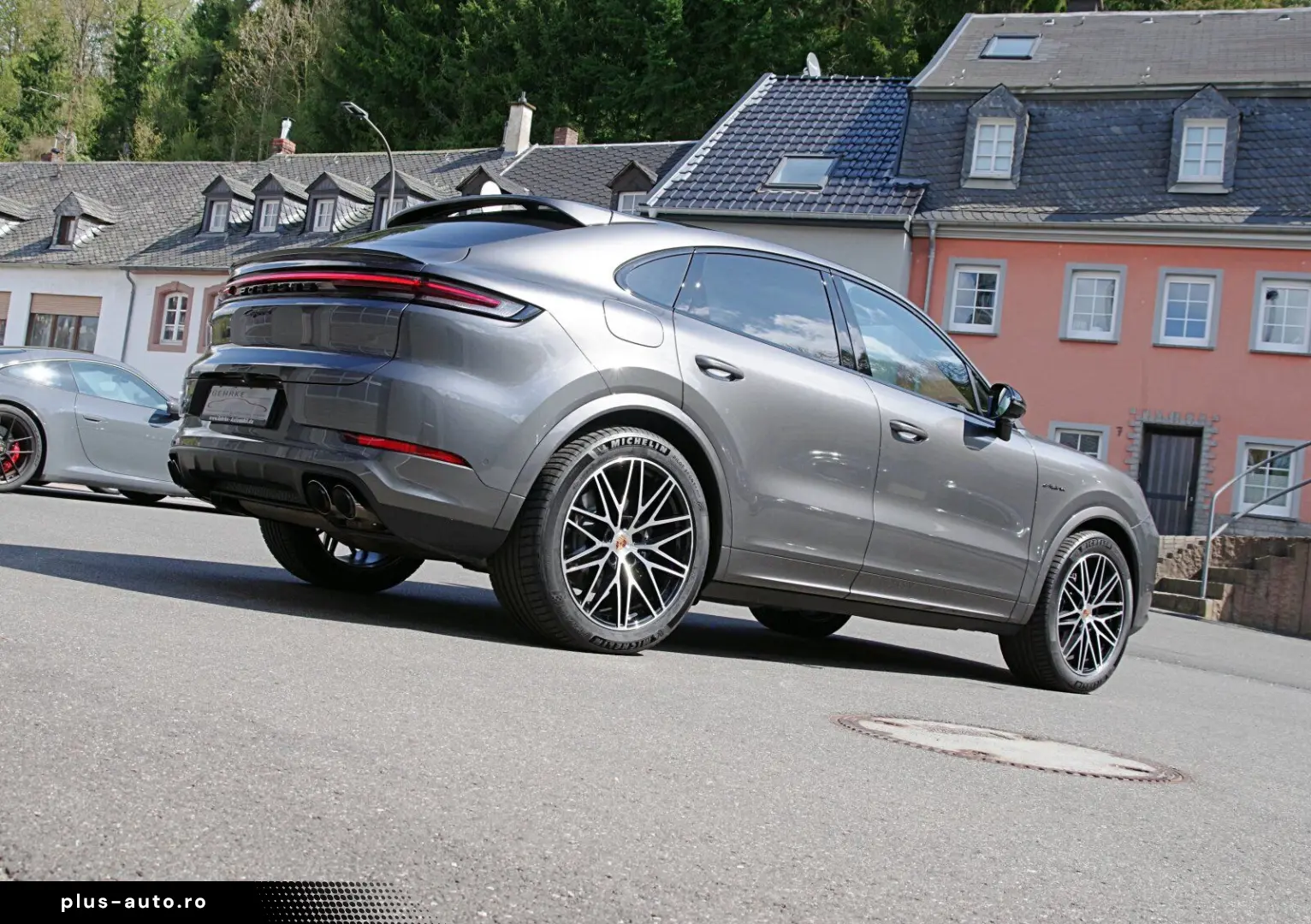 PORSCHE Cayenne Coupe E-Hybrid Black Edition BFD Head-Up