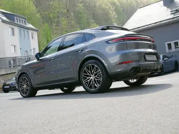 PORSCHE Cayenne Coupe E-Hybrid Black Edition BFD Head-Up