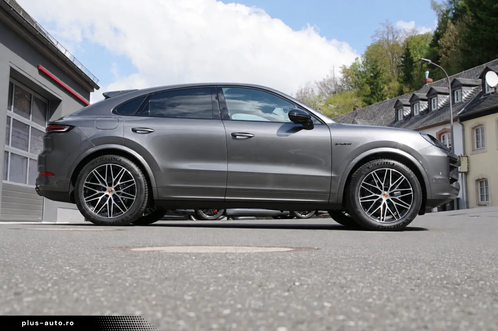 PORSCHE Cayenne Coupe E-Hybrid Black Edition BFD Head-Up