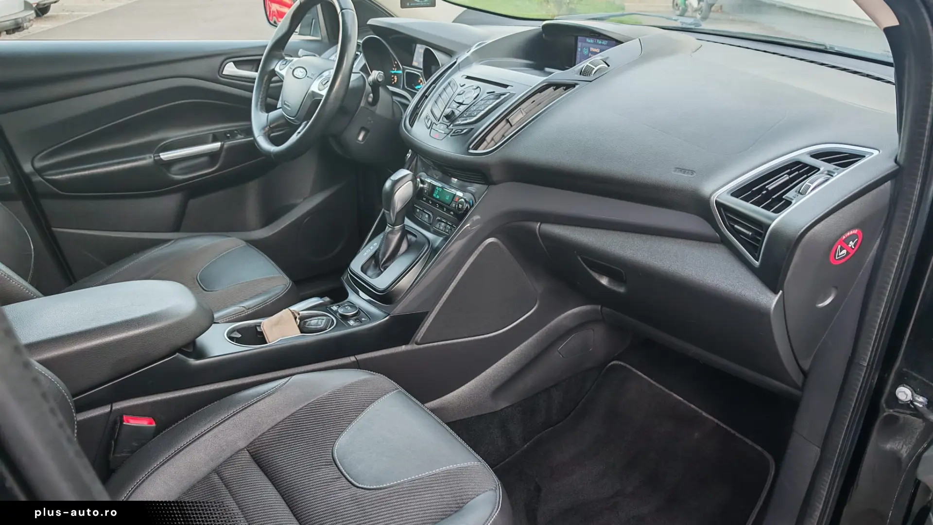 Ford Kuga 2.0 TDCi 4WD Powershift Titanium
