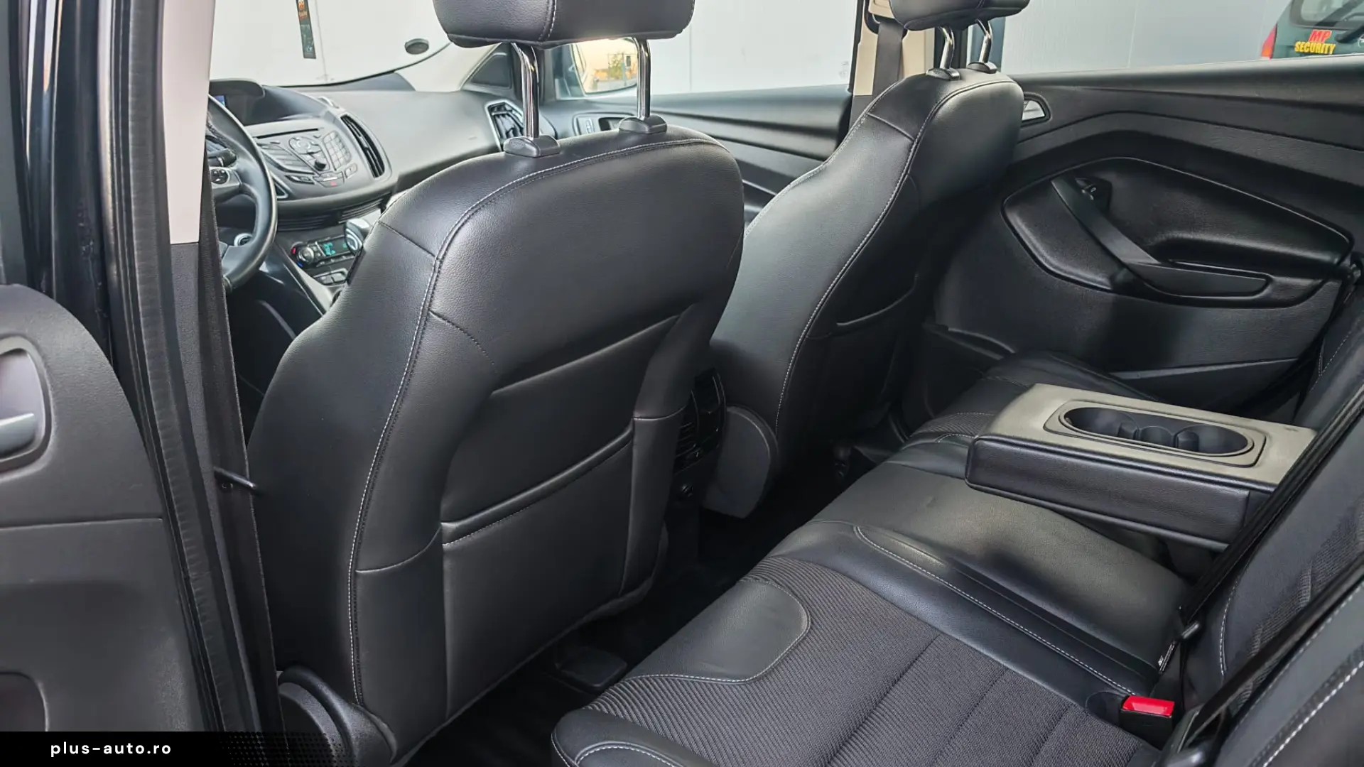 Ford Kuga 2.0 TDCi 4WD Powershift Titanium