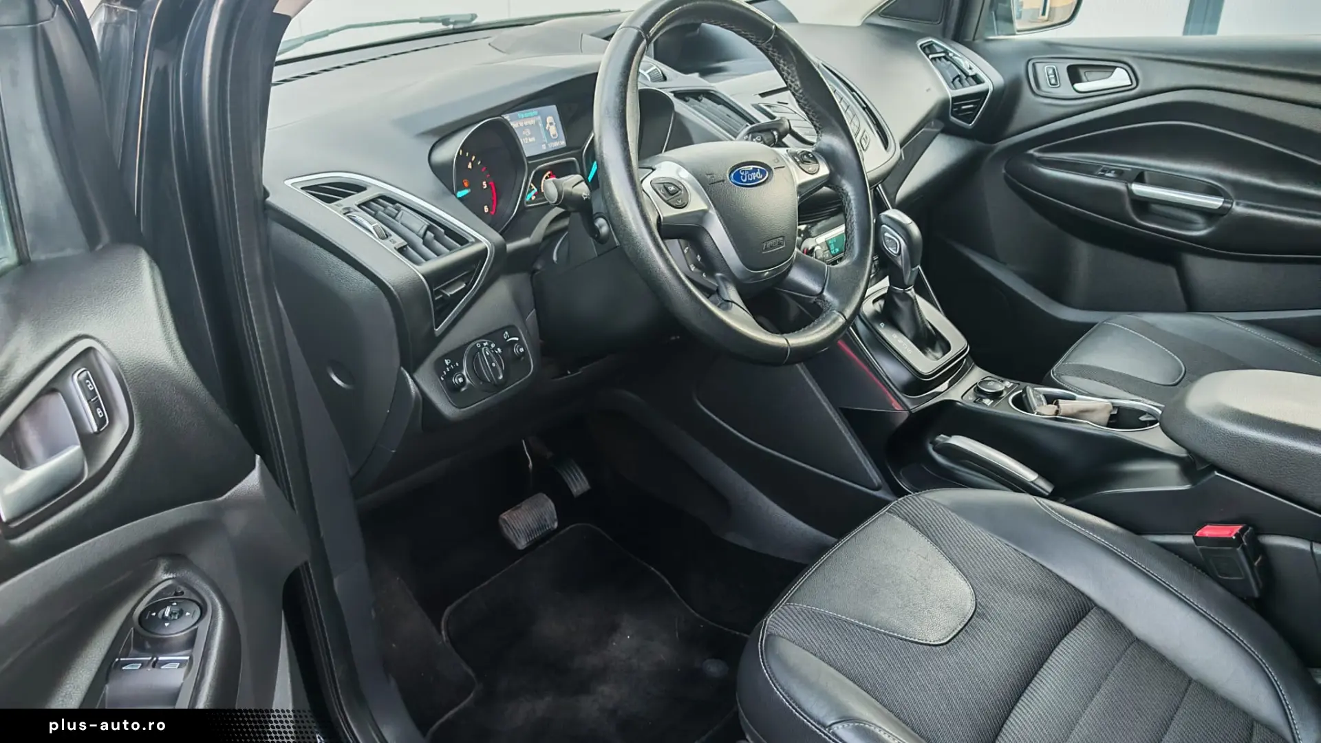 Ford Kuga 2.0 TDCi 4WD Powershift Titanium