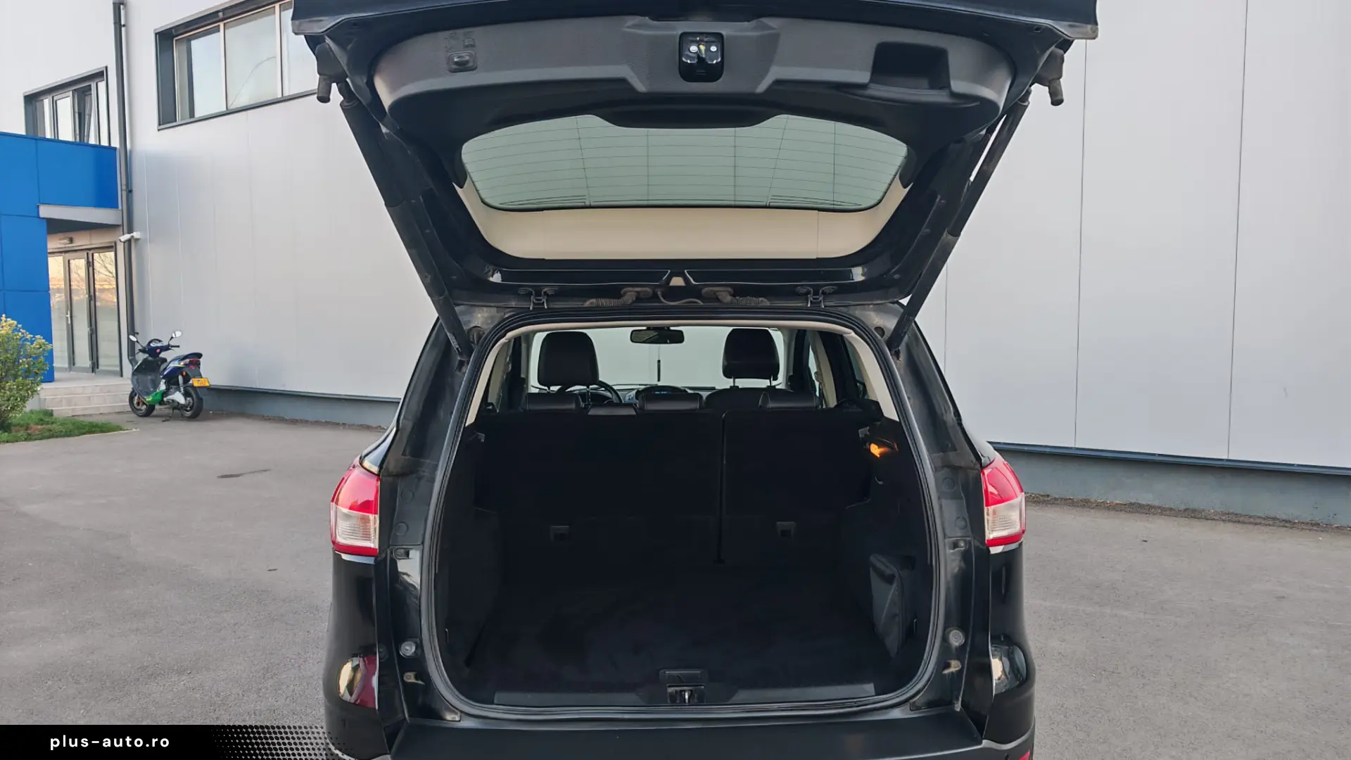 Ford Kuga 2.0 TDCi 4WD Powershift Titanium