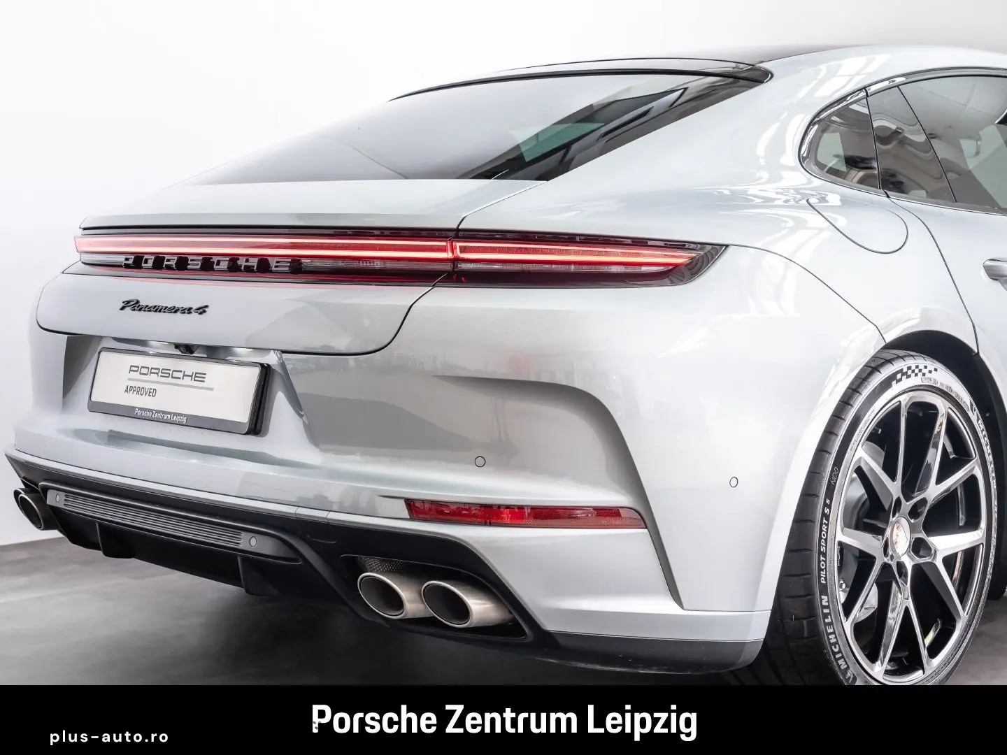 PORSCHE Panamera 4 E-Hybrid SportDesign HD BeifDisplay B