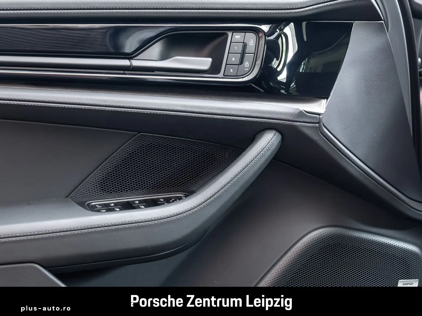 PORSCHE Panamera 4 E-Hybrid SportDesign HD BeifDisplay B