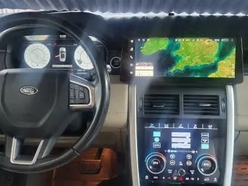 Land Rover Discovery Sport HSE