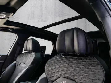 BENTLEY Bentayga Speed Light Emerald  Leather  Carbon