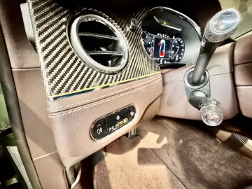 BENTLEY Flying Spur