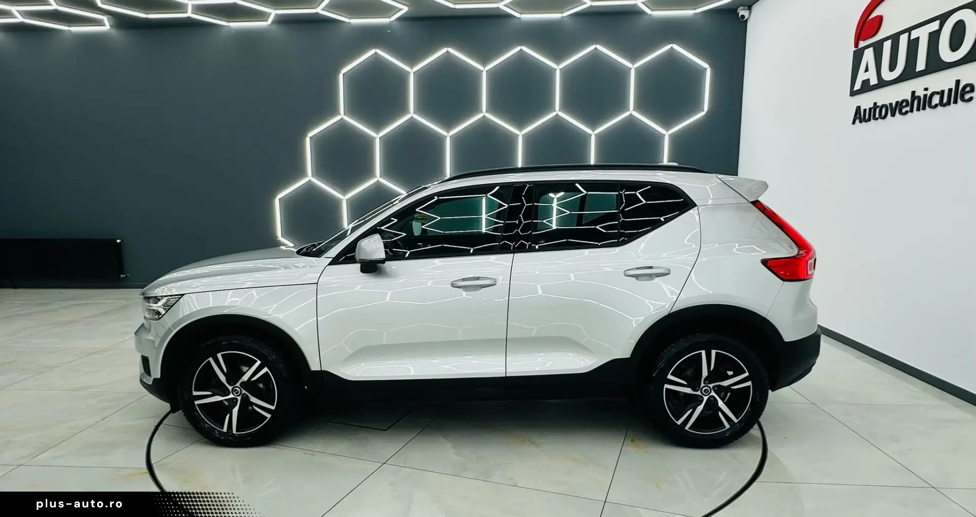 VOLVO XC40 2019 2.0D E6 Garantie 12 Luni Rate Avans 0 Doar C