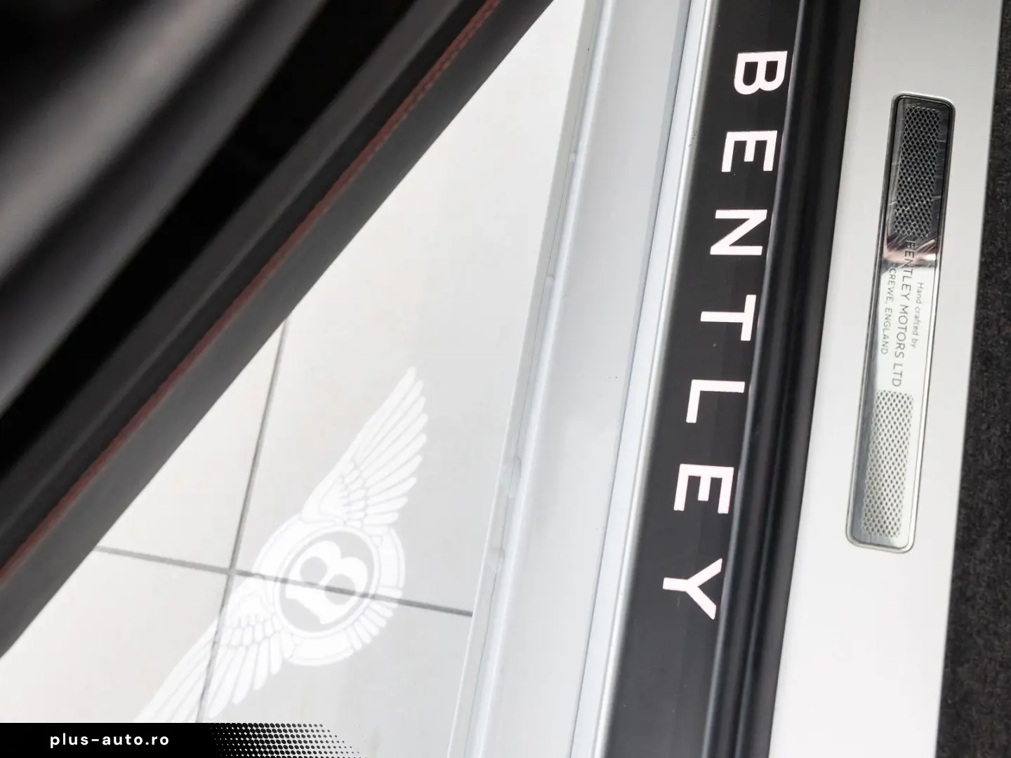 BENTLEY New Continental GTC V8 von BENTLEY MANNHEIM