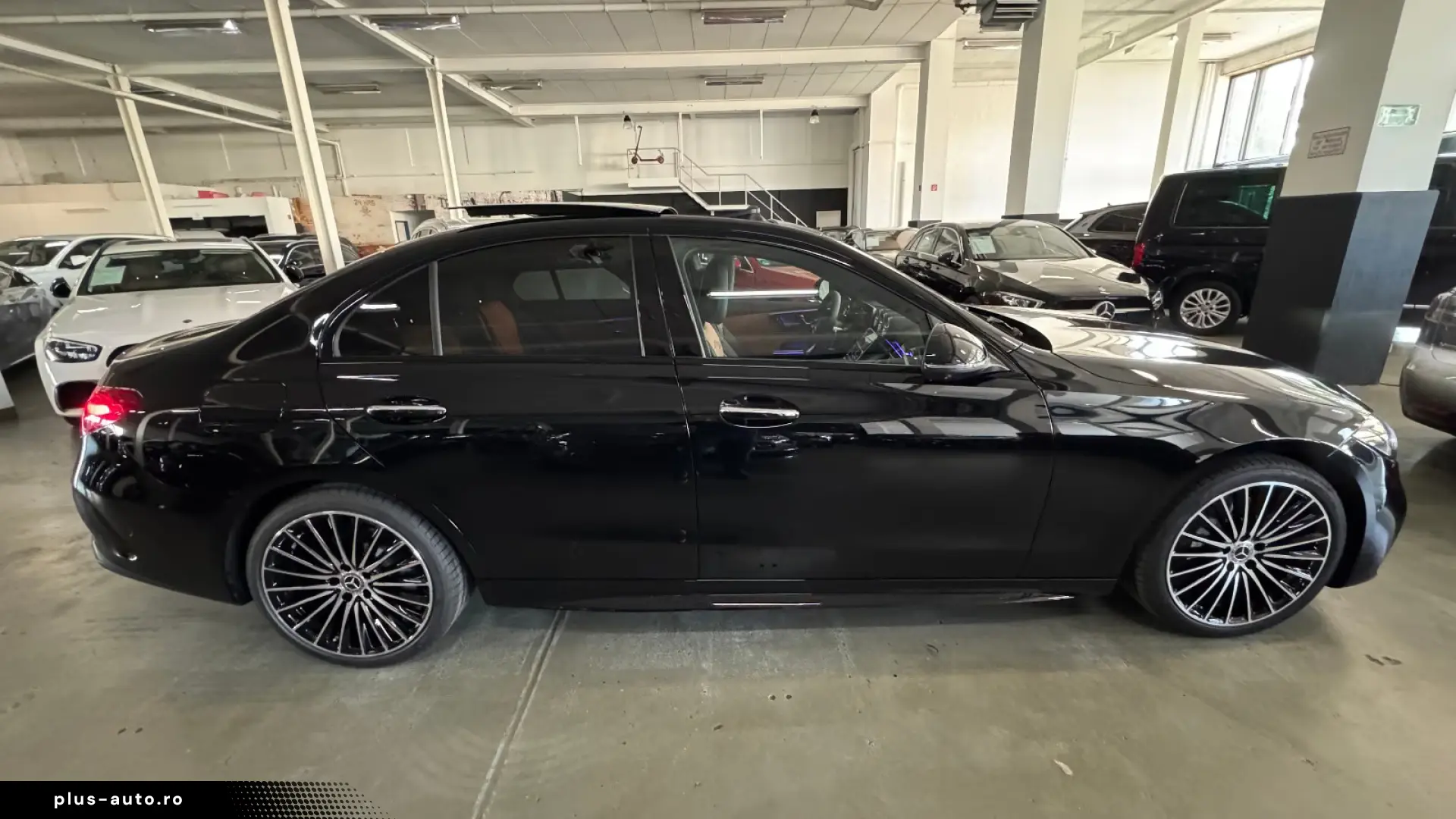 MERCEDES-BENZ Clasa C în leasing operațional MOOV