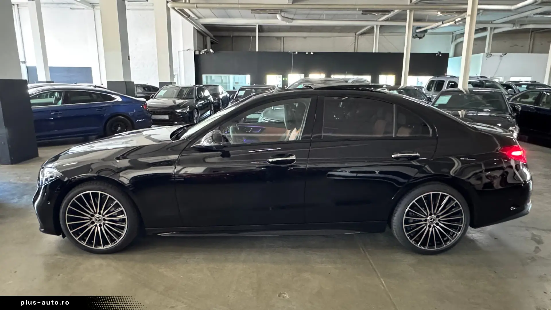 MERCEDES-BENZ Clasa C în leasing operațional MOOV