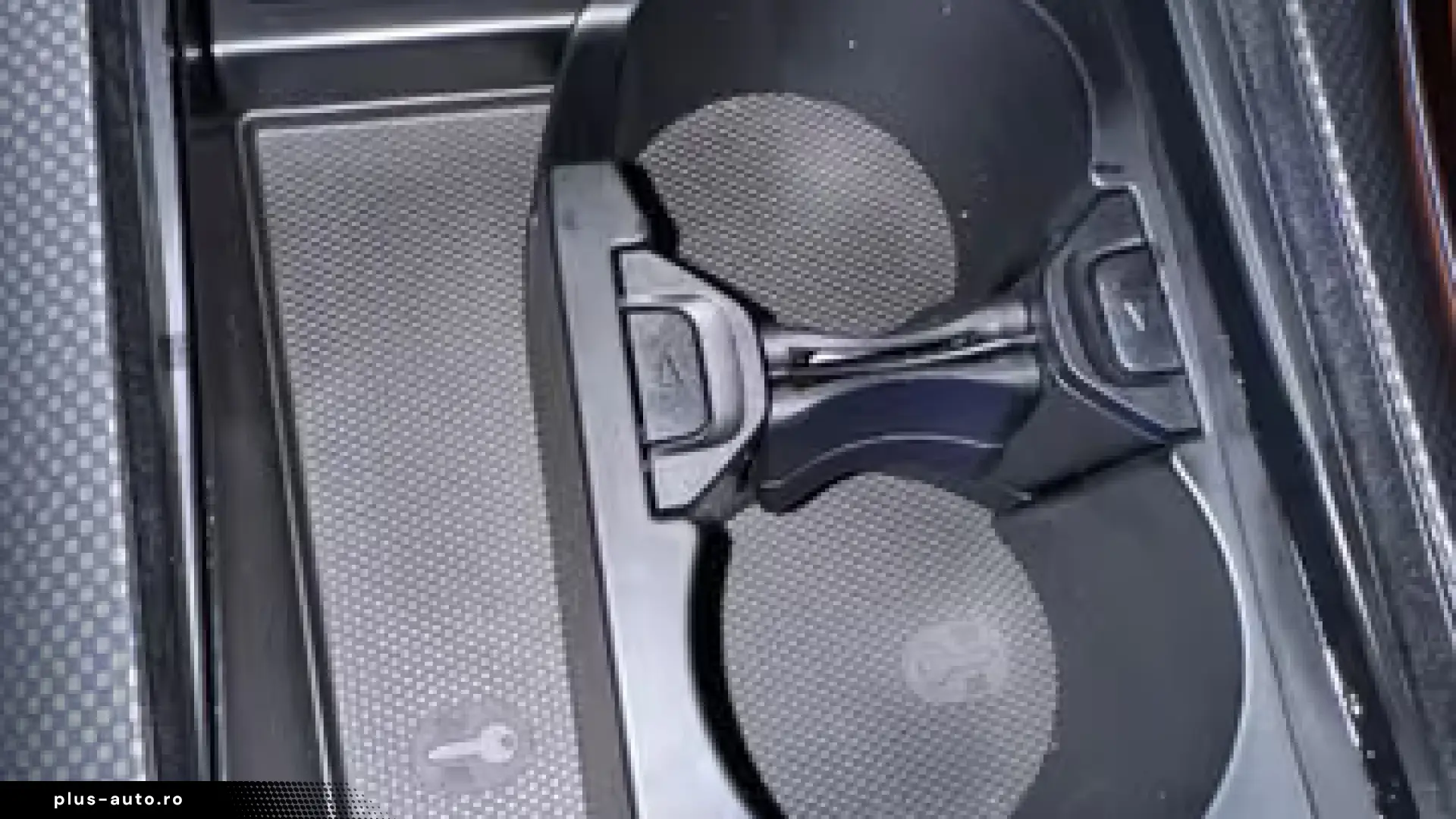 MERCEDES-BENZ Clasa C în leasing operațional MOOV