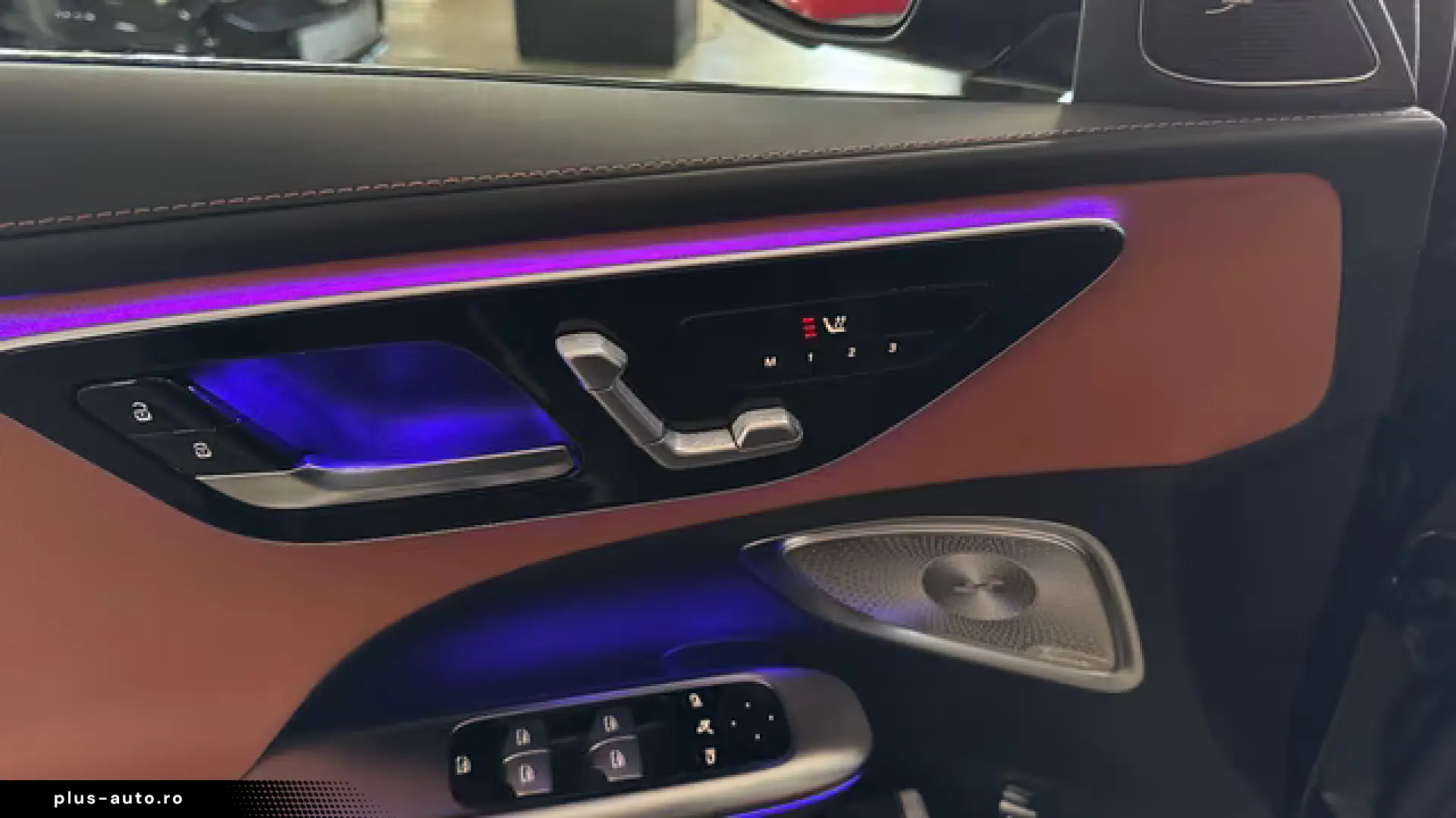 MERCEDES-BENZ Clasa C în leasing operațional MOOV