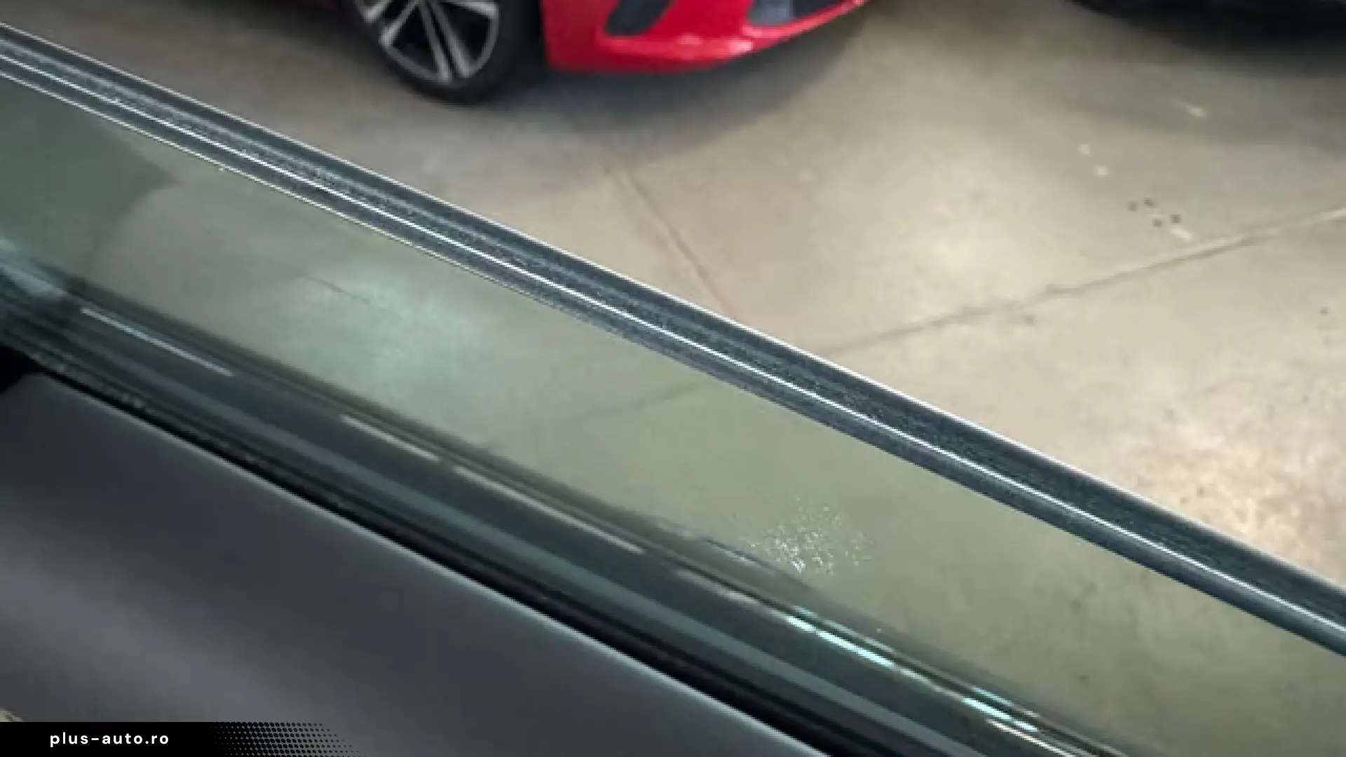 MERCEDES-BENZ Clasa C în leasing operațional MOOV