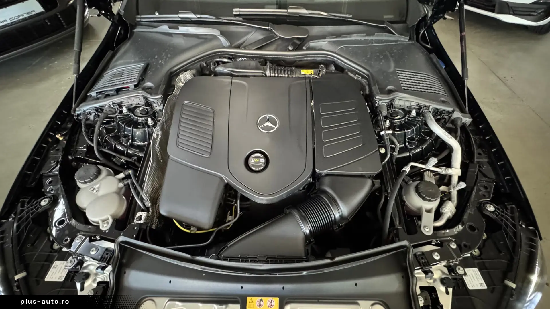 MERCEDES-BENZ Clasa C în leasing operațional MOOV