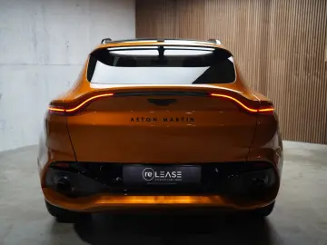 ASTON MARTIN DBX 4.0 V8