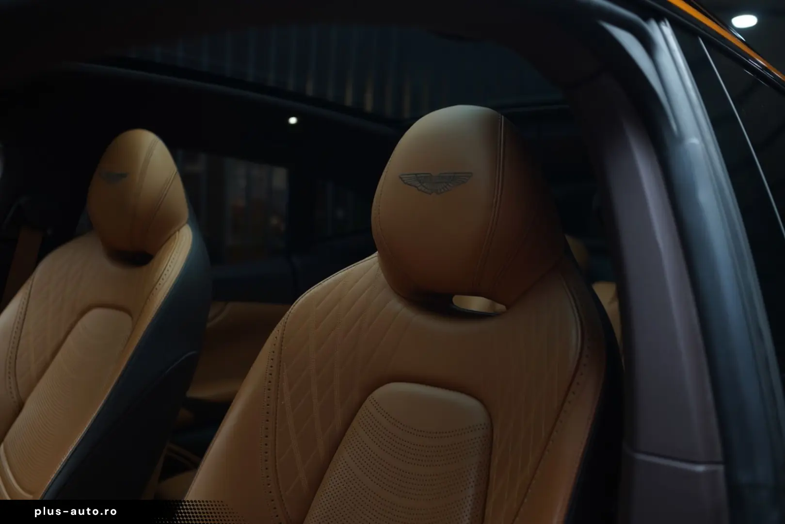 ASTON MARTIN DBX 4.0 V8