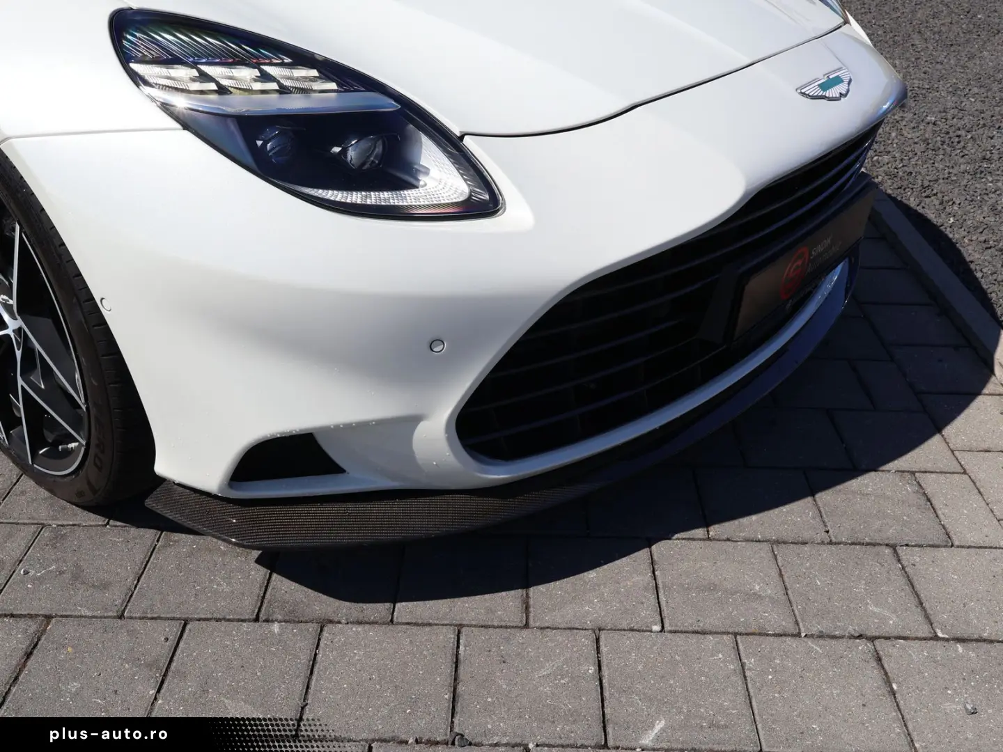ASTON MARTIN Vanquish V12 by  Q  full CARBON-Sonderl&hellip;
