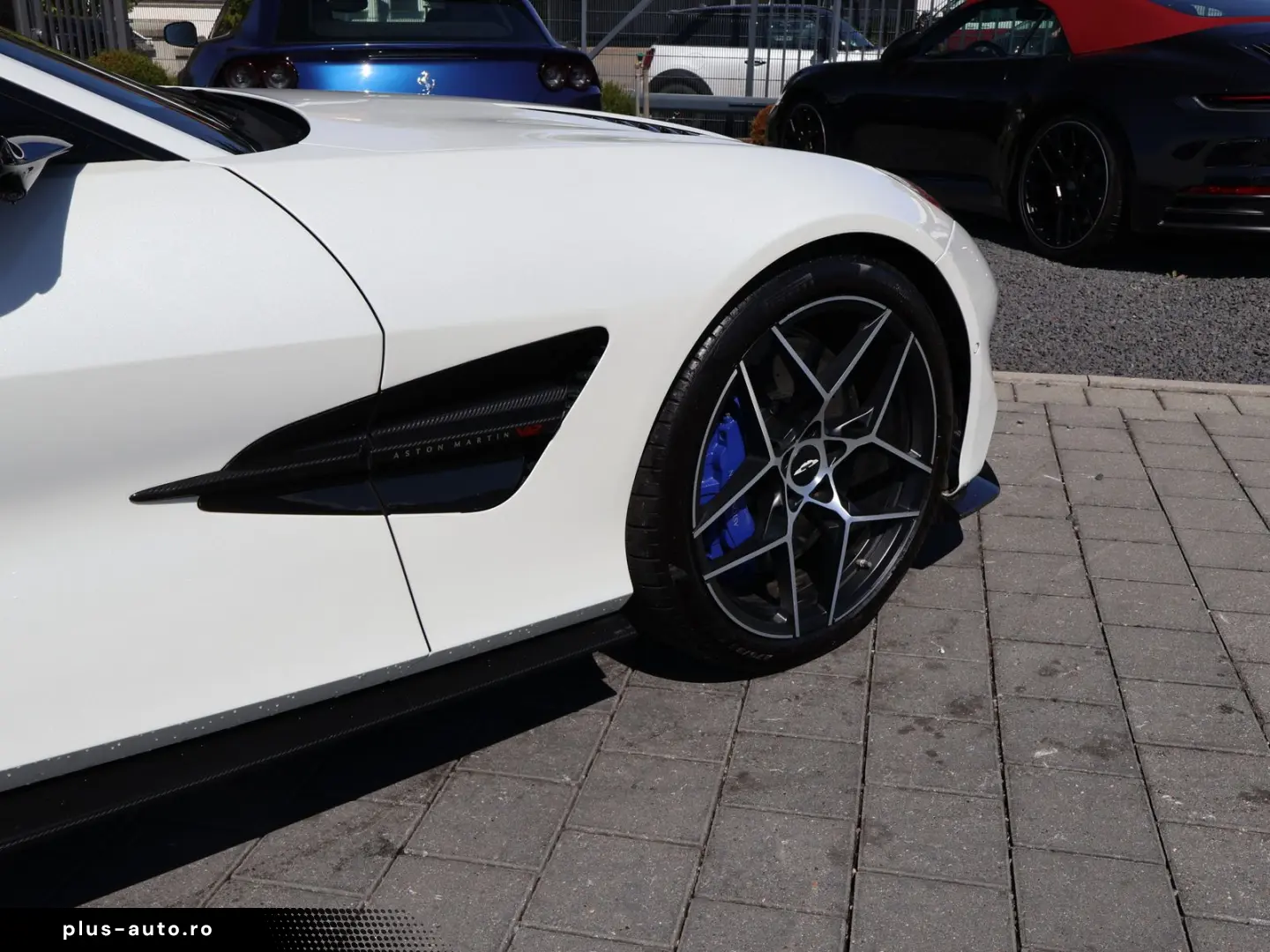 ASTON MARTIN Vanquish V12 by  Q  full CARBON-Sonderl&hellip;