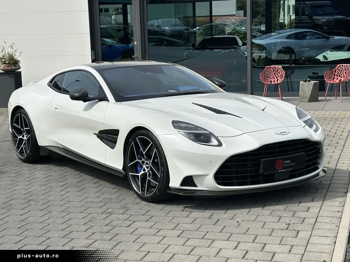 ASTON MARTIN Vanquish V12 by  Q  full CARBON-Sonderl&hellip;