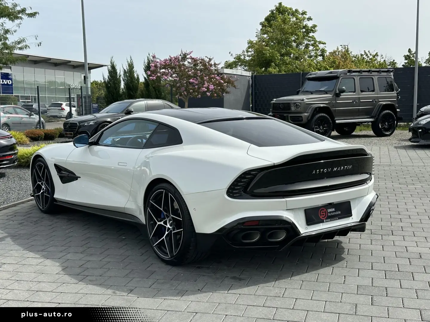 ASTON MARTIN Vanquish V12 by  Q  full CARBON-Sonderl&hellip;