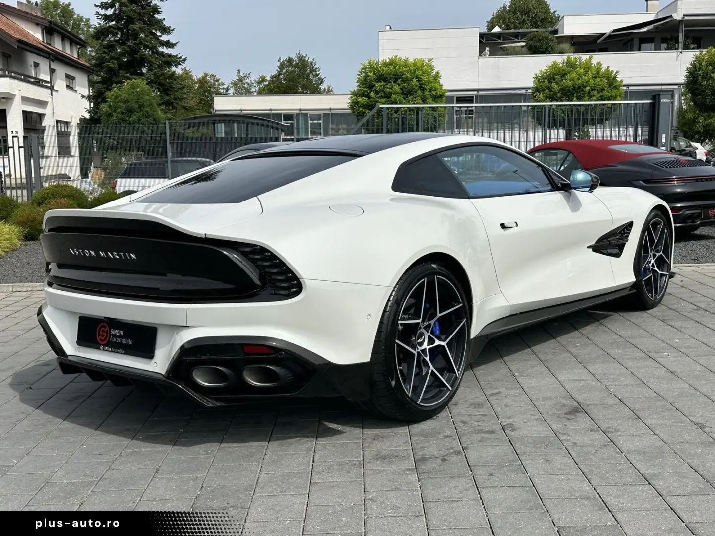 ASTON MARTIN Vanquish V12 by  Q  full CARBON-Sonderl&hellip;