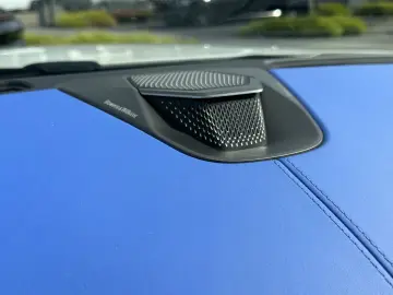 ASTON MARTIN Vanquish V12 by  Q  full CARBON-Sonderl…