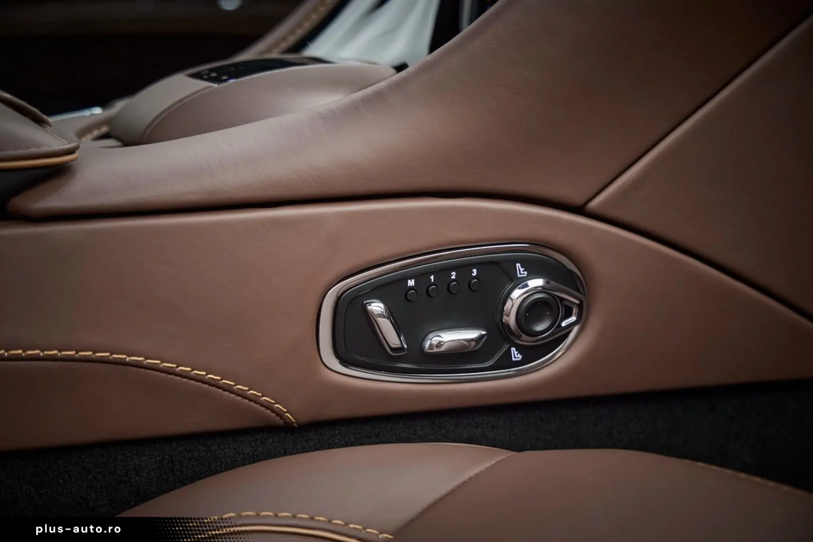 ASTON MARTIN DBS 5.2 V12