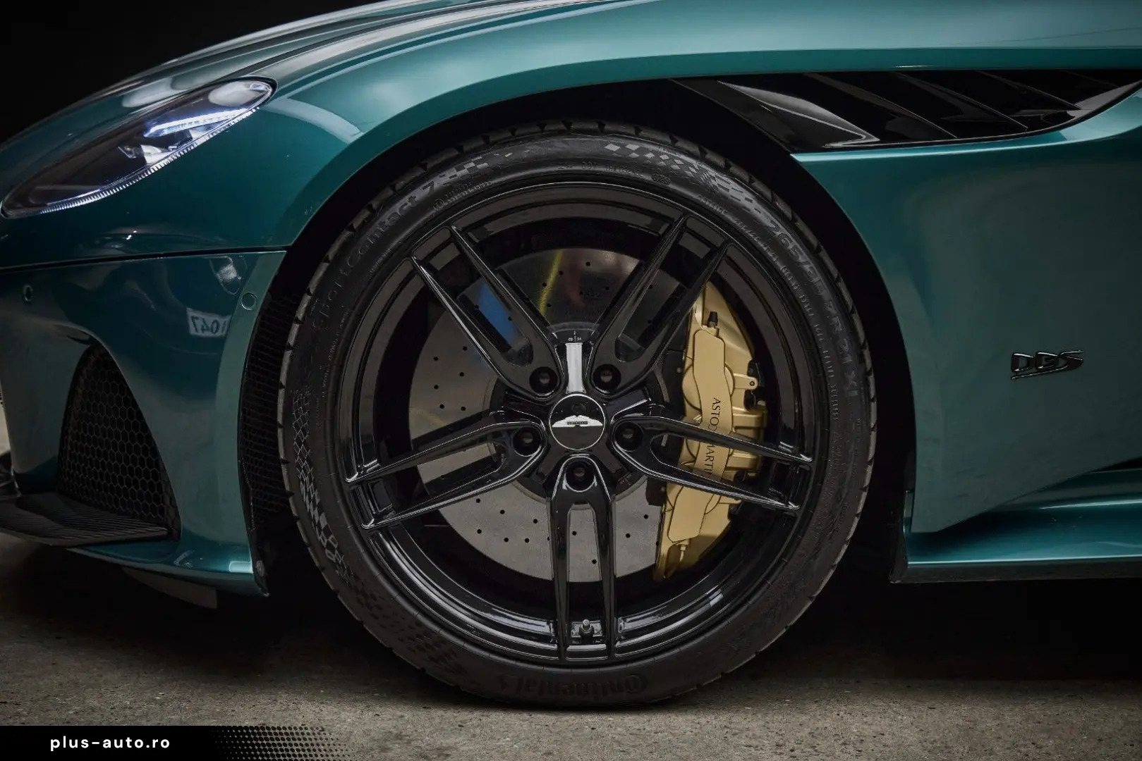 ASTON MARTIN DBS 5.2 V12